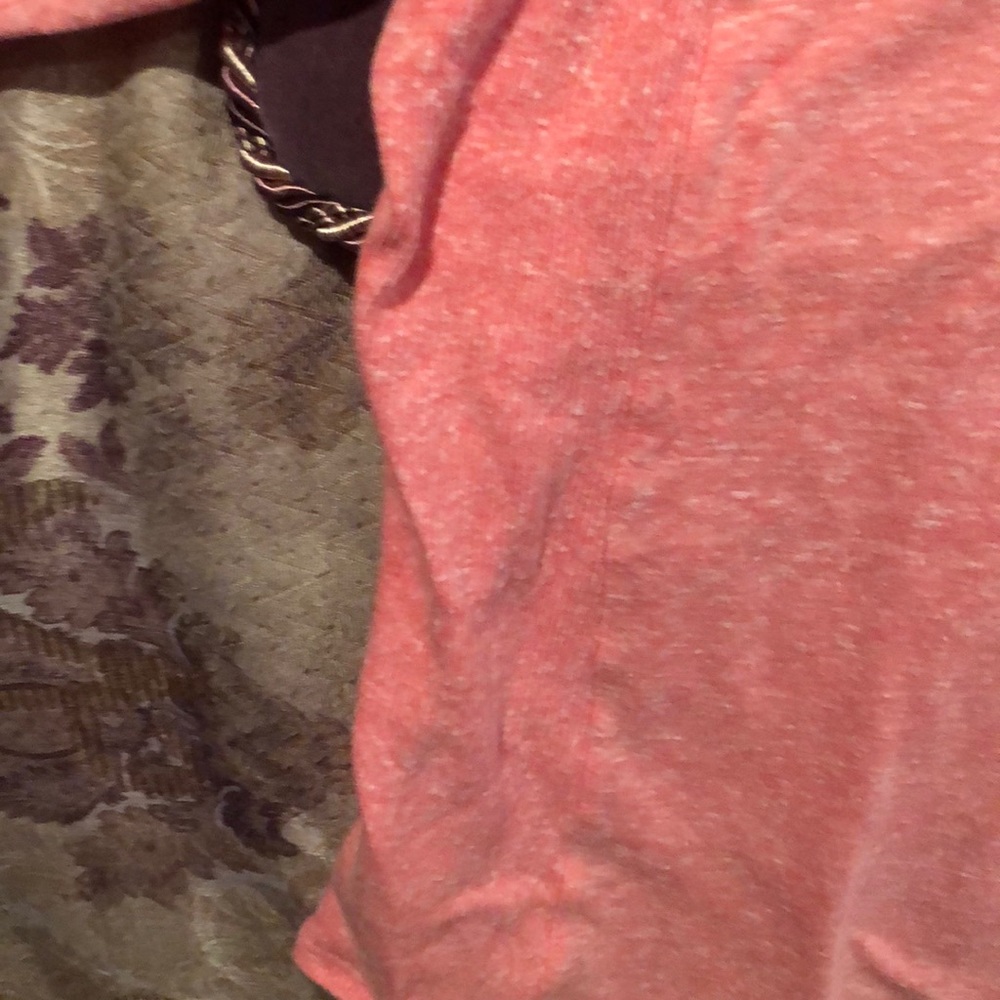 Shirt - Picture 3 of 4